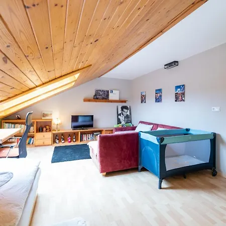 Czech Family Nyaraló