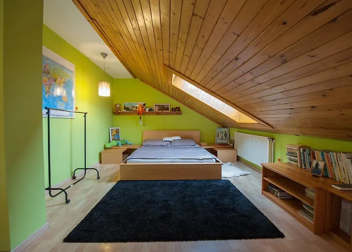 Nyaraló Czech Family *